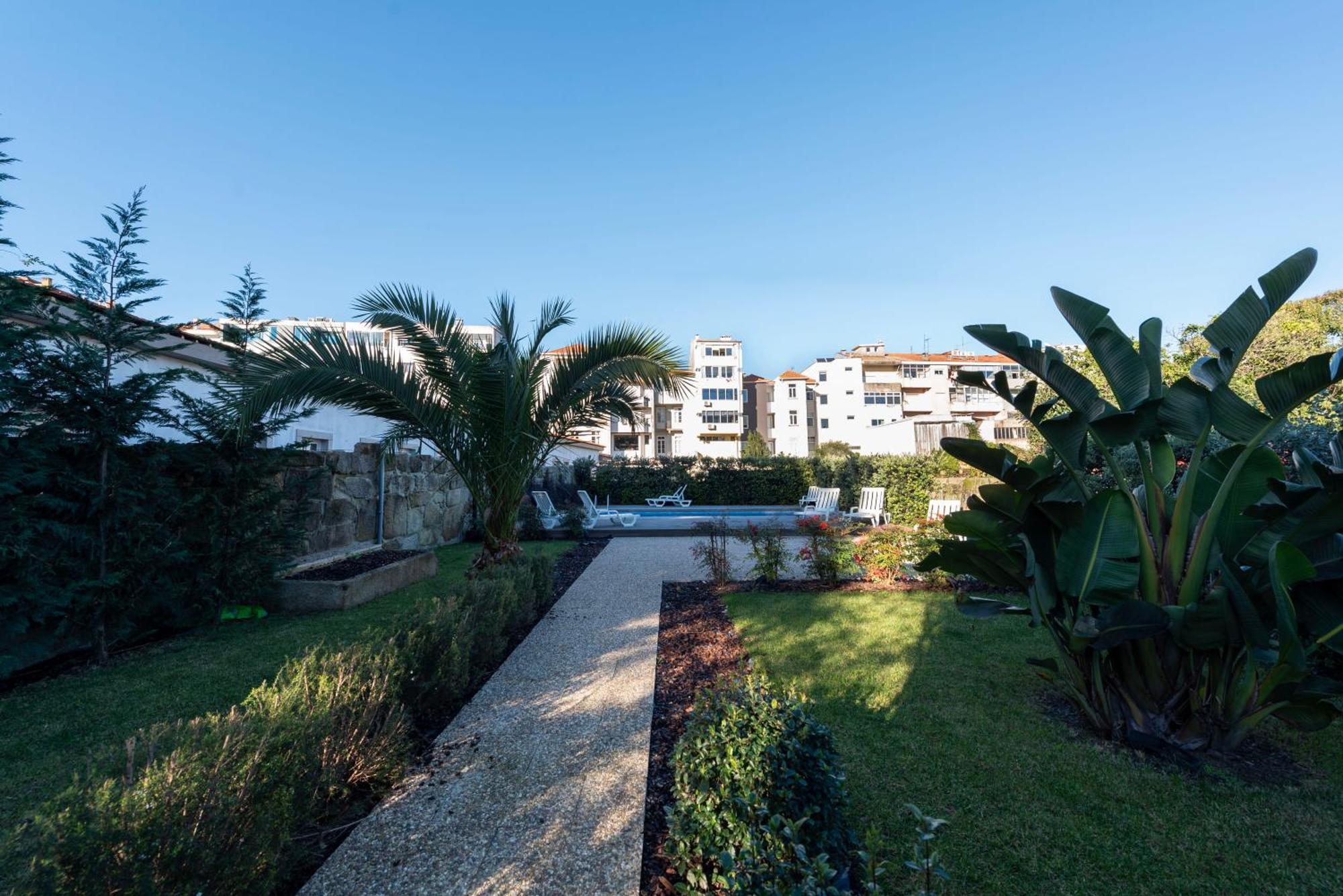 Exotic Flat With Shared Pool & Garden Apartment Porto Bagian luar foto